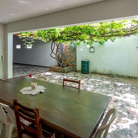 فندق Pousada Roosevelt Quarto 03 - Pousada Central Prox Rodoviaria E Dist Industrial Uberlândia المظهر الخارجي الصورة