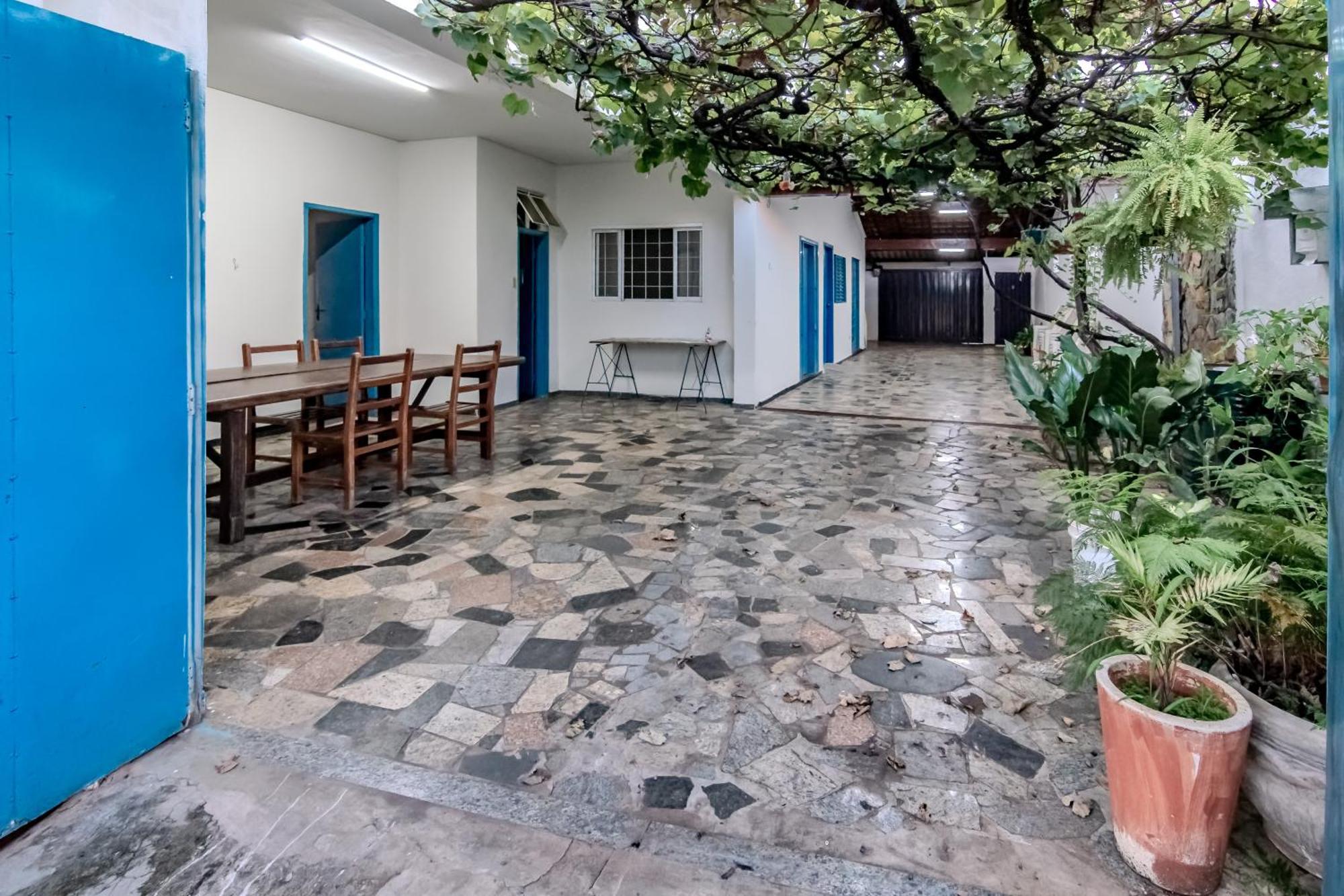 فندق Pousada Roosevelt Quarto 03 - Pousada Central Prox Rodoviaria E Dist Industrial Uberlândia المظهر الخارجي الصورة